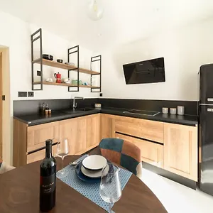Apartment Impression